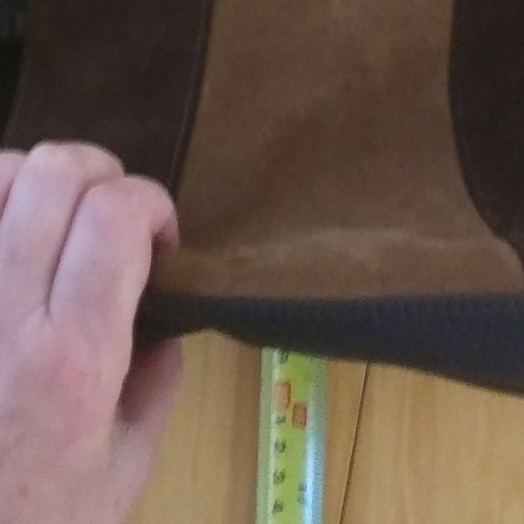 Tignanello Leather suede color block handbag   FLAWS  on Handles lots of wear - Picture 9 of 16